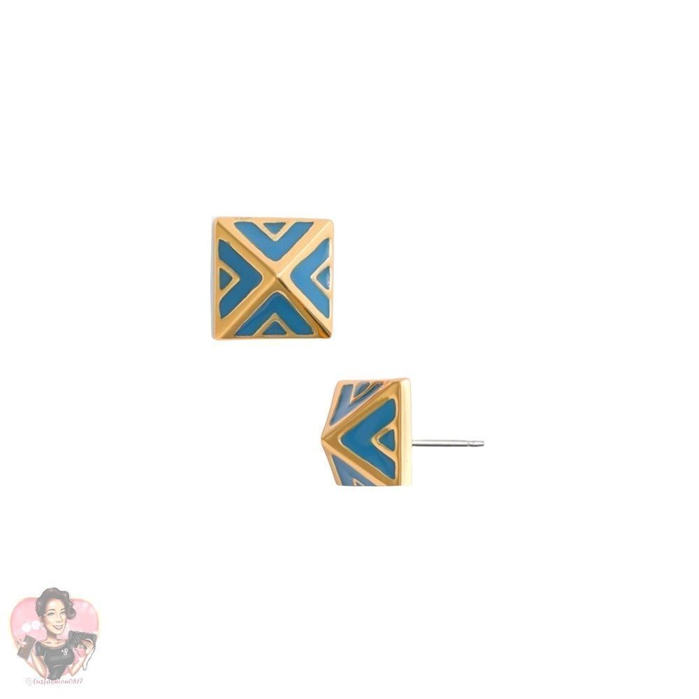 VINCE CAMUTO Blue  Micro Geometry Enamel Pyramid Stud